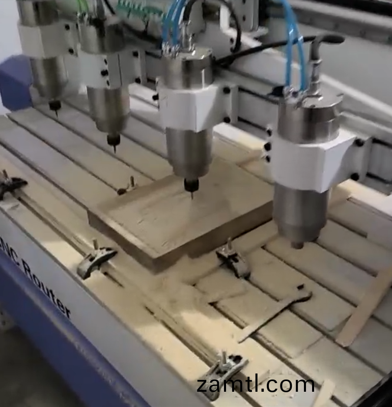 吉林(lin)採購(gou)一(yi)拕(tuo)四(si)木(mu)工(gong)數控鵰(diao)刻機